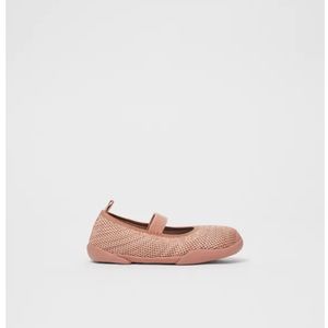 Zara Girls Yoga Shoes